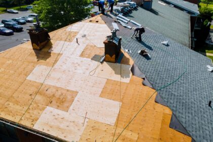 7 Roof Leak Early Warning Signs Every Homeowner Should Know