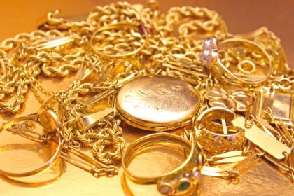 Getting Top Dollar When Selling Gold Jewelry in 2024