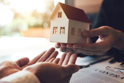 How to Create a Real Estate Investing Business