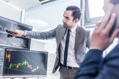 How to Track and Analyze Politicians Stock Trades