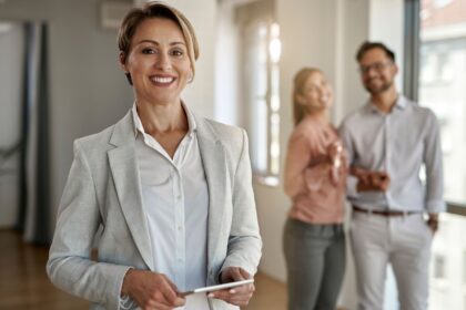 How to Become a Licensed Real Estate Agent