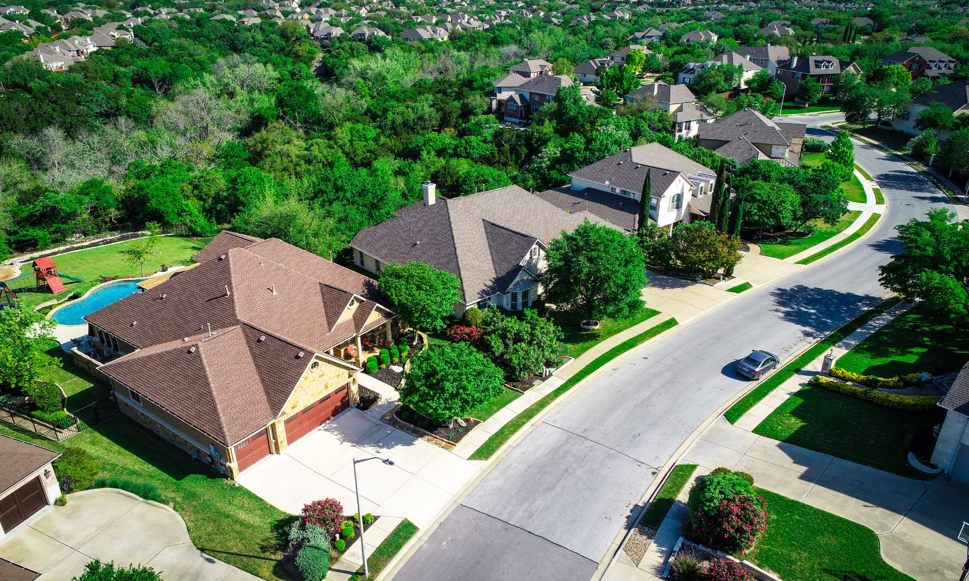 Flipping Houses Through Wholesaling An Insider's Guide